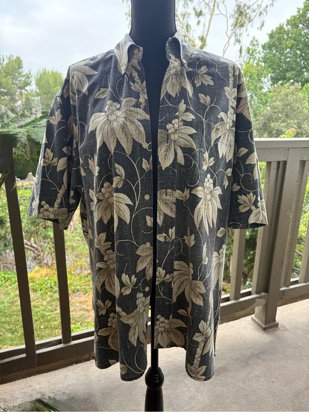 Reyn Spooner Commemorative  Grat Cream Floral Hawaiian Shirt size XL